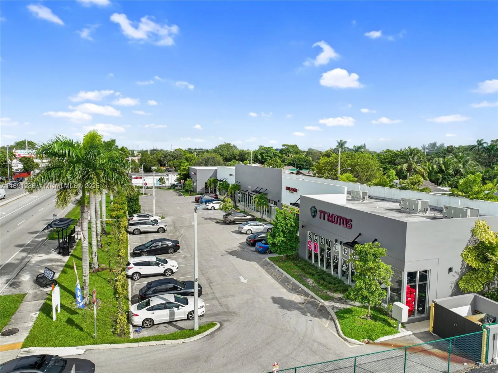 4250 W Hallandale Beach Blvd, Pembroke Park, Flori, Pembroke Park, Florida 33023, ,Commercial Sale,For Sale,4250 W Hallandale Beach Blvd, Pembroke Park, Flori,A11891286