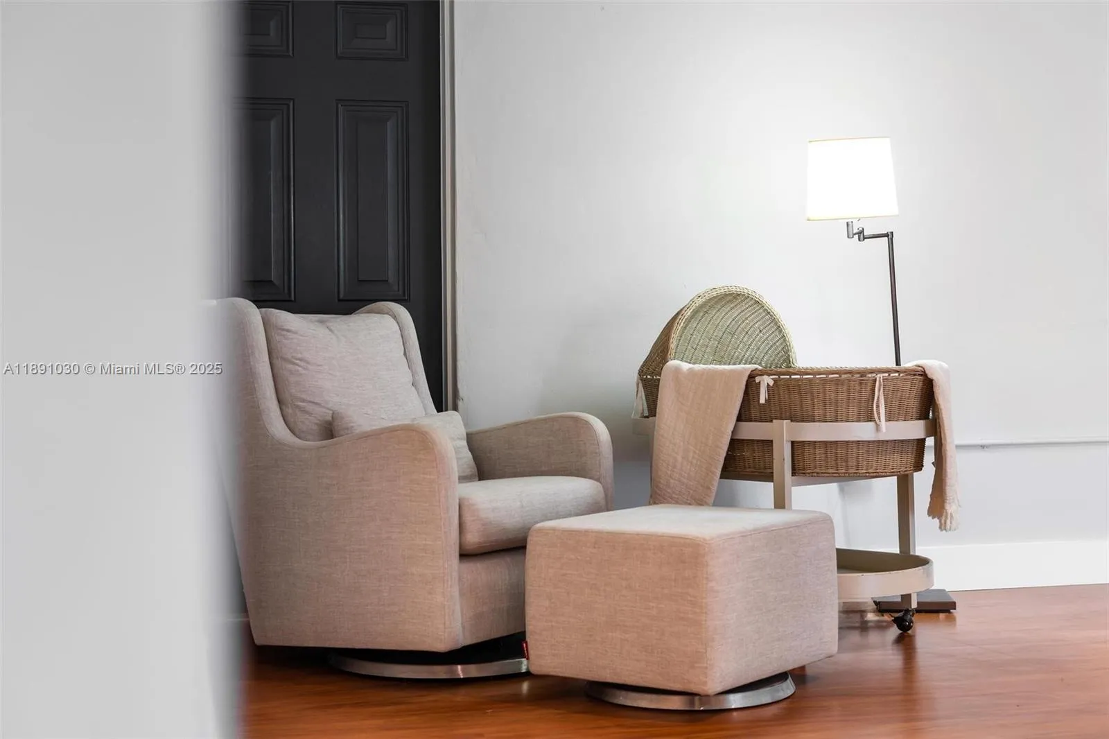 1651 Sw 13th Ave Na, Miami, Florida 33145, Miami, Florida 33145, 5 Bedrooms Bedrooms, ,5 BathroomsBathrooms,Residential Lease,For Rent,1651 Sw 13th Ave Na, Miami, Florida 33145,A11891030