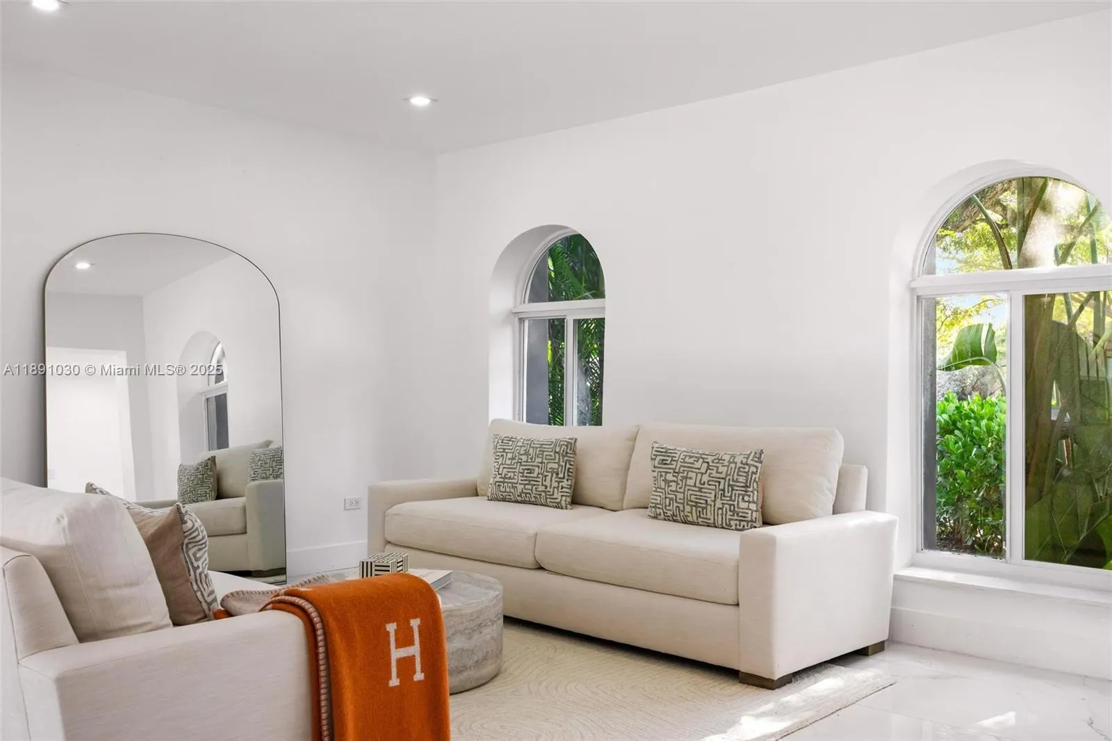 1651 Sw 13th Ave Na, Miami, Florida 33145, Miami, Florida 33145, 5 Bedrooms Bedrooms, ,5 BathroomsBathrooms,Residential Lease,For Rent,1651 Sw 13th Ave Na, Miami, Florida 33145,A11891030