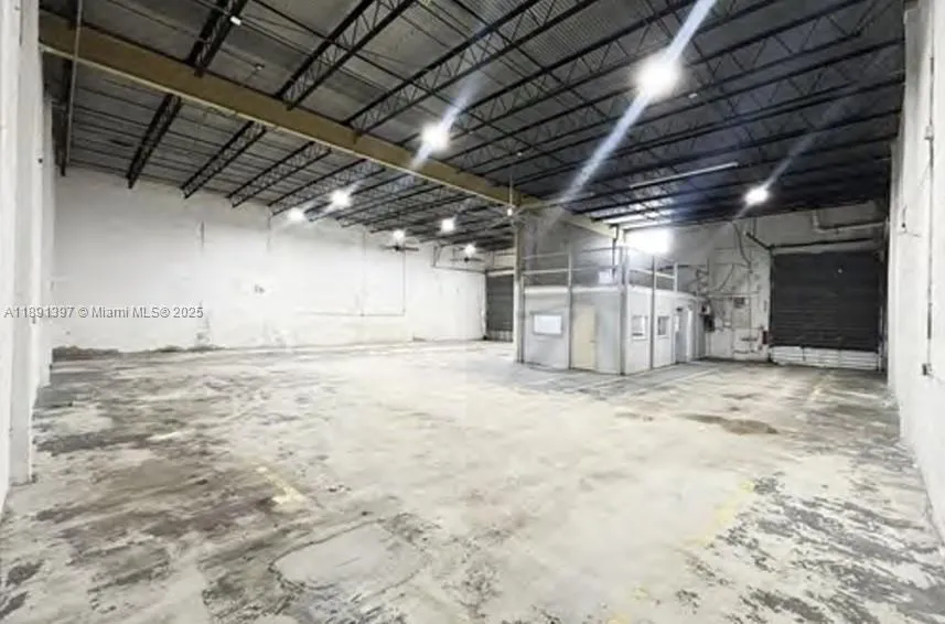4201 Nw 37th Ct 4239, Hialeah, Florida 33142, Hialeah, Florida 33142, ,Commercial Lease,For Rent,4201 Nw 37th Ct 4239, Hialeah, Florida 33142,A11891397