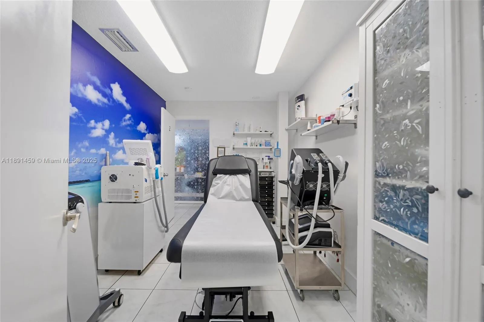 2945 Sw 8th St, Miami, Florida 33135, Miami, Florida 33135, ,Commercial Lease,For Rent,2945 Sw 8th St, Miami, Florida 33135,A11891459