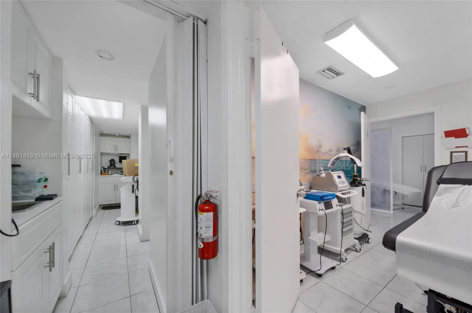 2945 Sw 8th St, Miami, Florida 33135, Miami, Florida 33135, ,Commercial Lease,For Rent,2945 Sw 8th St, Miami, Florida 33135,A11891459