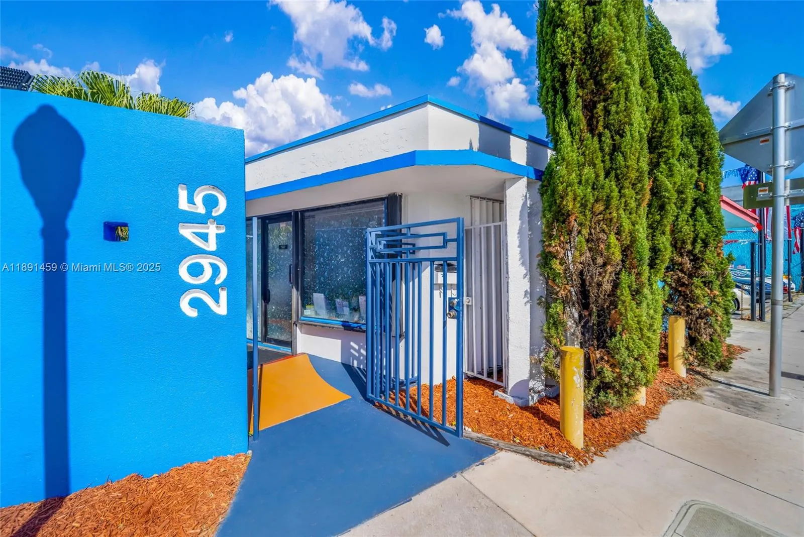 2945 Sw 8th St, Miami, Florida 33135, Miami, Florida 33135, ,Commercial Lease,For Rent,2945 Sw 8th St, Miami, Florida 33135,A11891459