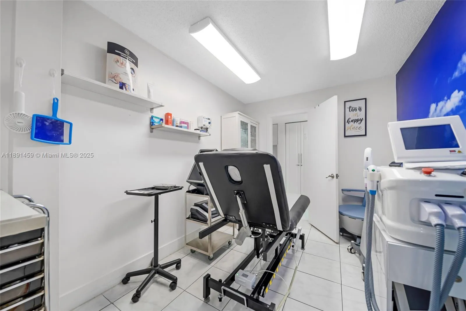 2945 Sw 8th St, Miami, Florida 33135, Miami, Florida 33135, ,Commercial Lease,For Rent,2945 Sw 8th St, Miami, Florida 33135,A11891459