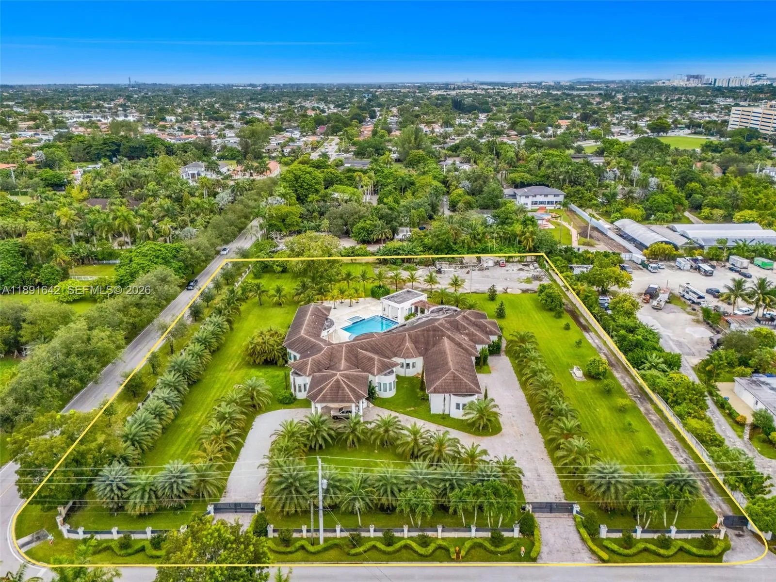 12175 Sw 45th St, Miami, Florida 33175, Miami, Florida 33175, 8 Bedrooms Bedrooms, ,8 BathroomsBathrooms,Residential,For Sale,12175 Sw 45th St, Miami, Florida 33175,A11891642