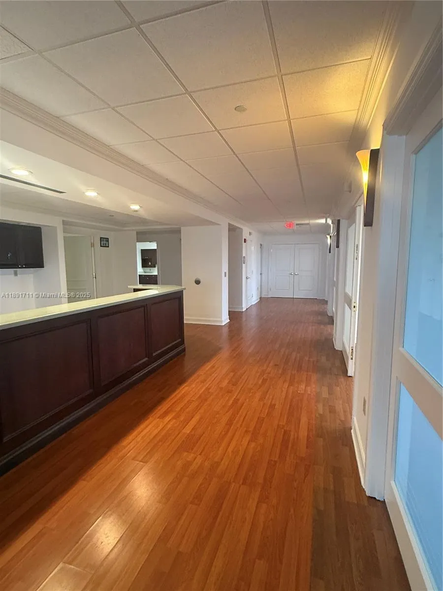 Miami Beach, Florida 33140, ,Commercial Lease,For Rent,A11891711