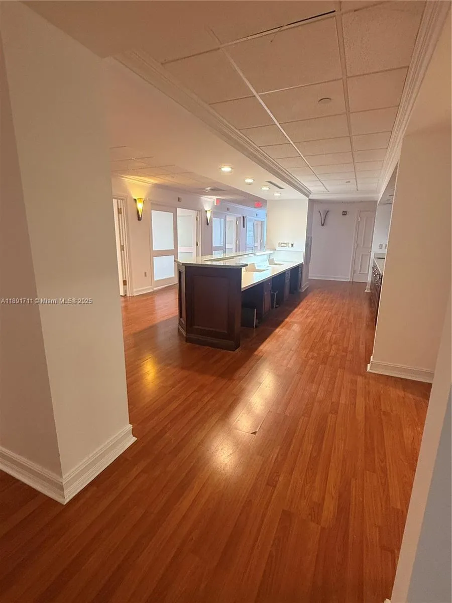 Miami Beach, Florida 33140, ,Commercial Lease,For Rent,A11891711