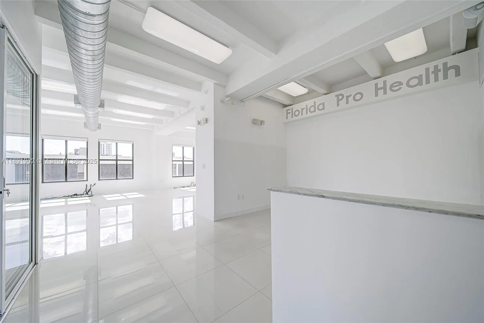 814 Ponce De Leon Blvd 304, Coral Gables, Florida, Coral Gables, Florida 33134, ,Commercial Lease,For Rent,814 Ponce De Leon Blvd 304, Coral Gables, Florida ,A11891902