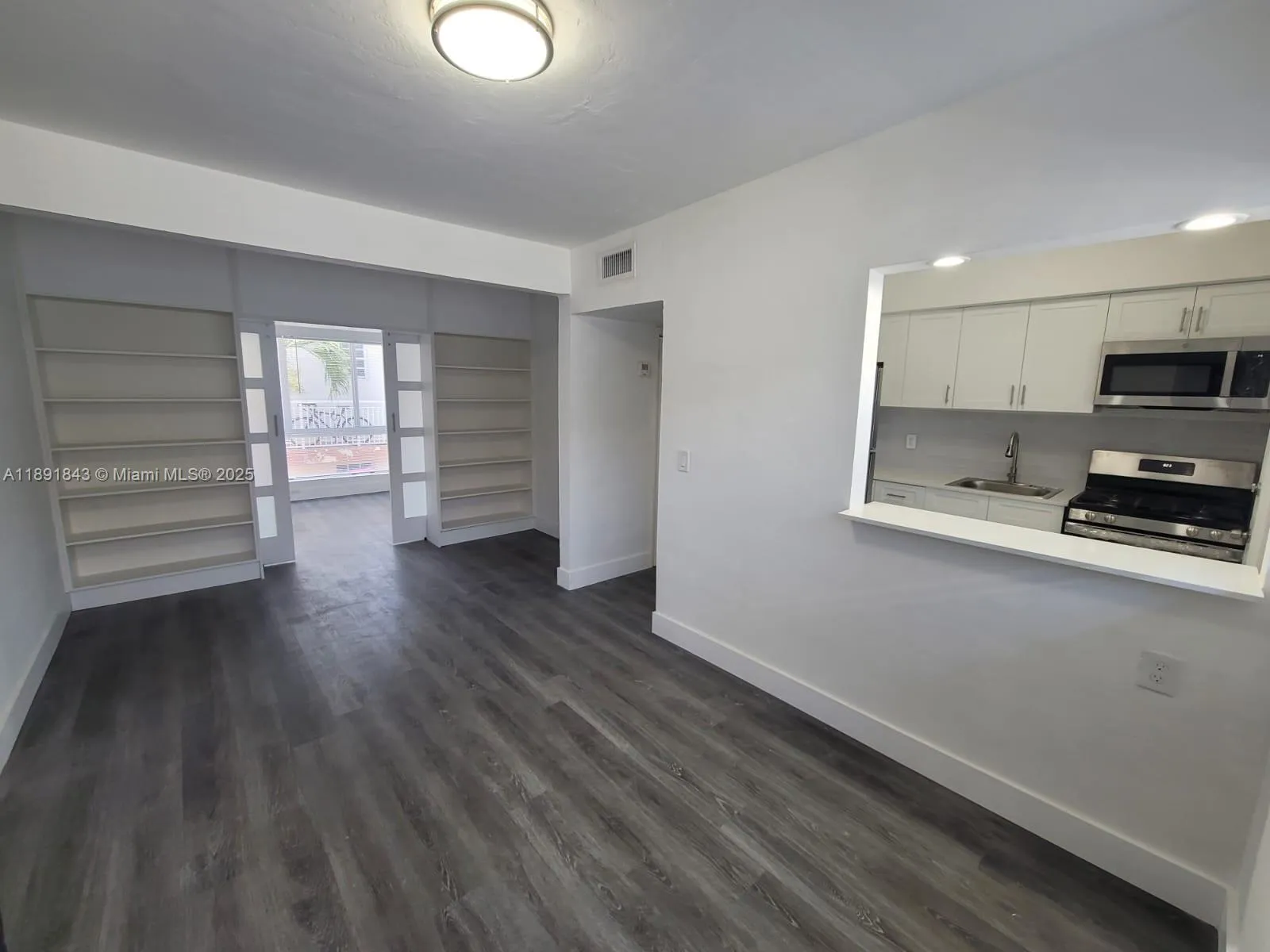 7435 Byron Ave, Miami Beach, Florida 33141, Miami Beach, Florida 33141, ,Commercial Sale,For Sale,7435 Byron Ave, Miami Beach, Florida 33141,A11891843