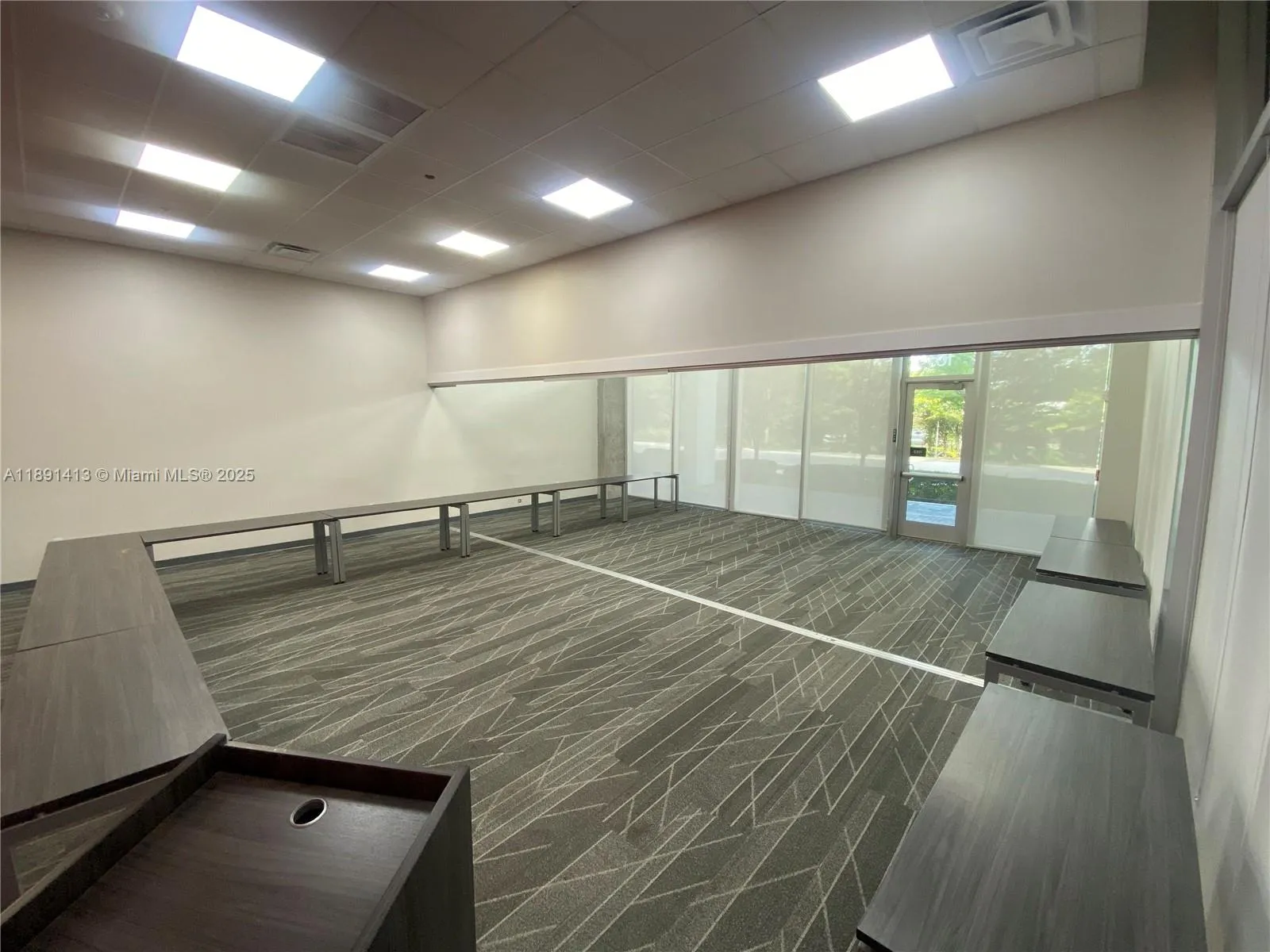 2820 Ne 214th St 1, Aventura, Florida 33180, Aventura, Florida 33180, ,Commercial Lease,For Rent,2820 Ne 214th St 1, Aventura, Florida 33180,A11891413