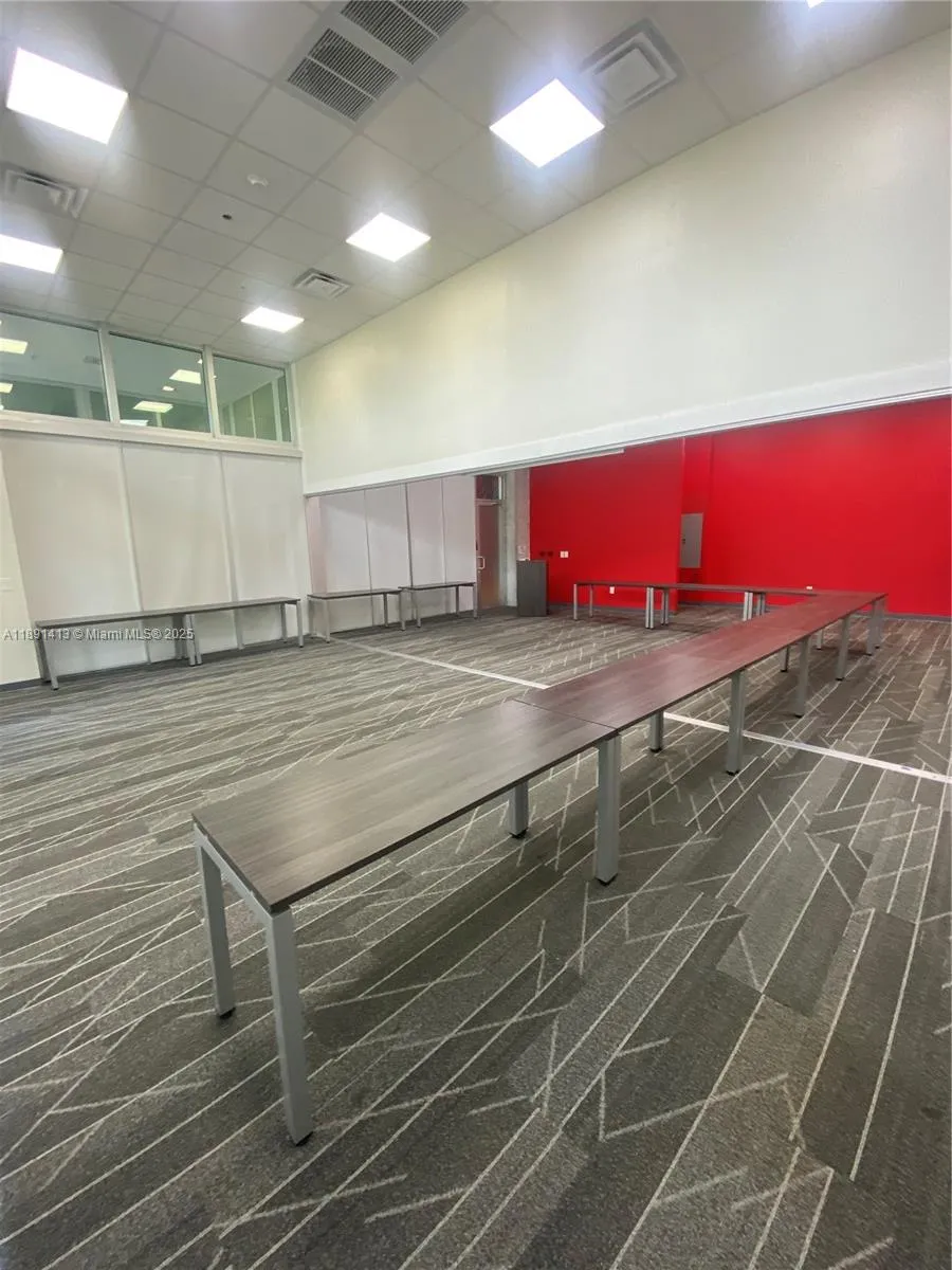 2820 Ne 214th St 1, Aventura, Florida 33180, Aventura, Florida 33180, ,Commercial Lease,For Rent,2820 Ne 214th St 1, Aventura, Florida 33180,A11891413