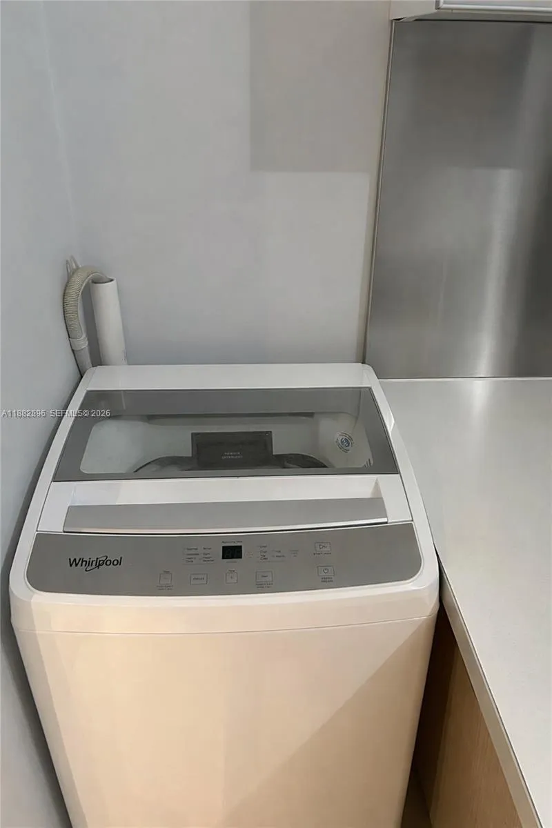 5700 Collins Ave 3m, Miami Beach, Florida 33140, Miami Beach, Florida 33140, 1 Bedroom Bedrooms, ,1 BathroomBathrooms,Residential,For Sale,5700 Collins Ave 3m, Miami Beach, Florida 33140,A11882896