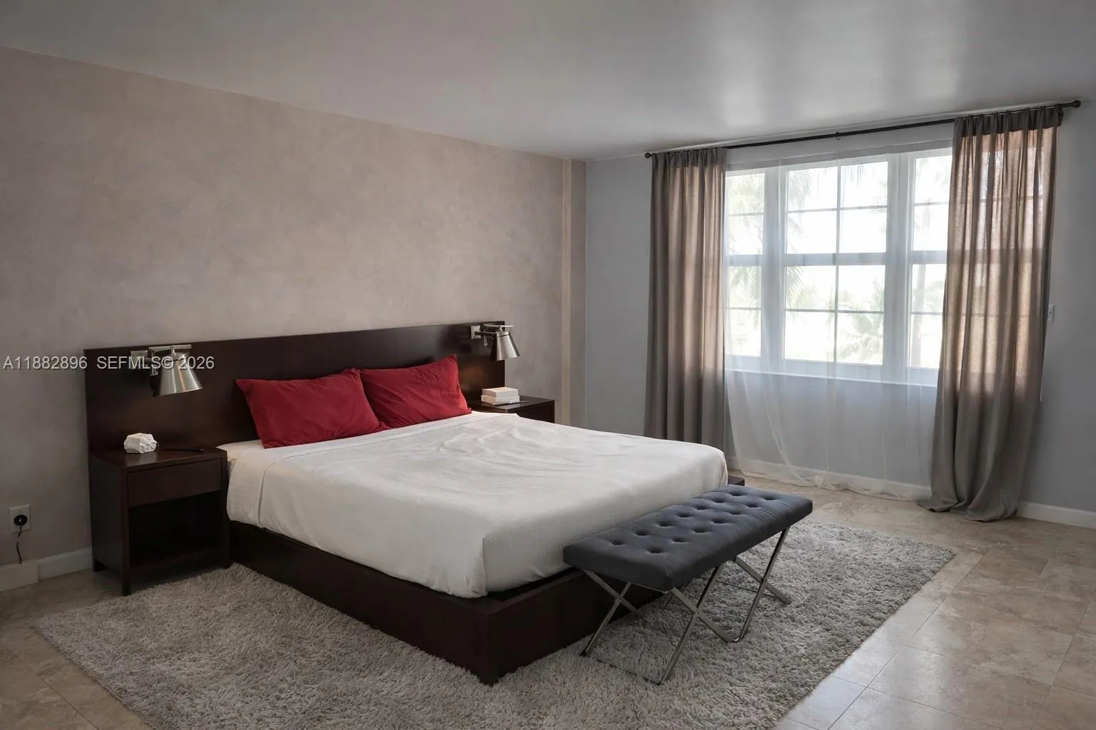 5700 Collins Ave 3m, Miami Beach, Florida 33140, Miami Beach, Florida 33140, 1 Bedroom Bedrooms, ,1 BathroomBathrooms,Residential,For Sale,5700 Collins Ave 3m, Miami Beach, Florida 33140,A11882896