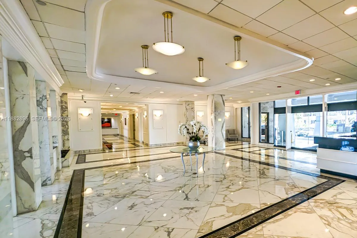 5700 Collins Ave 3m, Miami Beach, Florida 33140, Miami Beach, Florida 33140, 1 Bedroom Bedrooms, ,1 BathroomBathrooms,Residential,For Sale,5700 Collins Ave 3m, Miami Beach, Florida 33140,A11882896