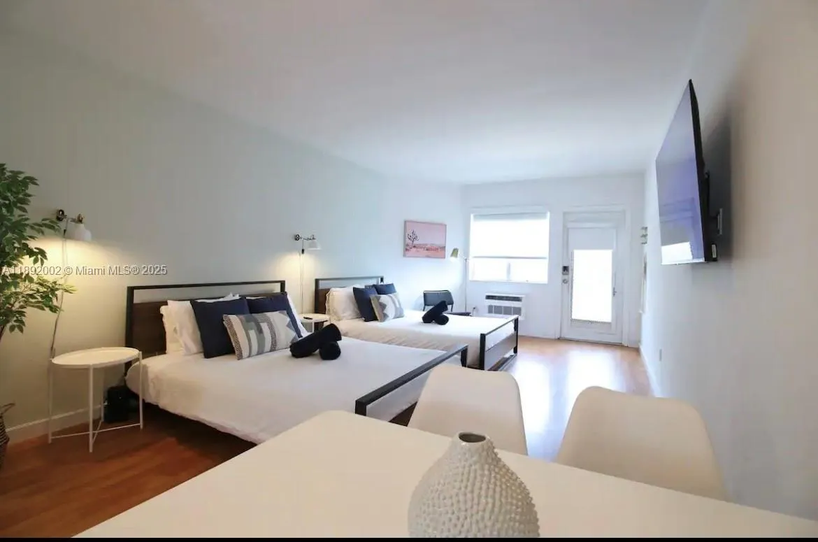 7721 Harding Ave 9, Miami Beach, Florida 33141, Miami Beach, Florida 33141, ,1 BathroomBathrooms,Residential Lease,For Rent,7721 Harding Ave 9, Miami Beach, Florida 33141,A11892002