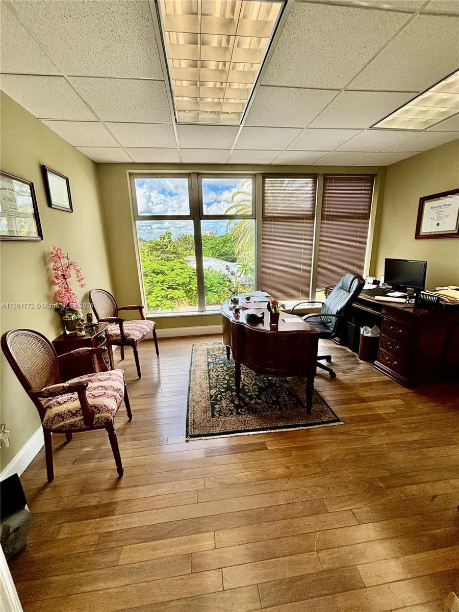 717 Ponce De Leon Blvd 328, Coral Gables, Florida, Coral Gables, Florida 33134, ,Commercial Sale,For Sale,717 Ponce De Leon Blvd 328, Coral Gables, Florida ,A11891772