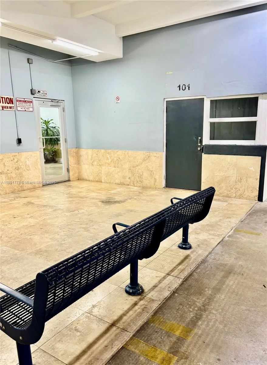 717 Ponce De Leon Blvd 328, Coral Gables, Florida, Coral Gables, Florida 33134, ,Commercial Sale,For Sale,717 Ponce De Leon Blvd 328, Coral Gables, Florida ,A11891772