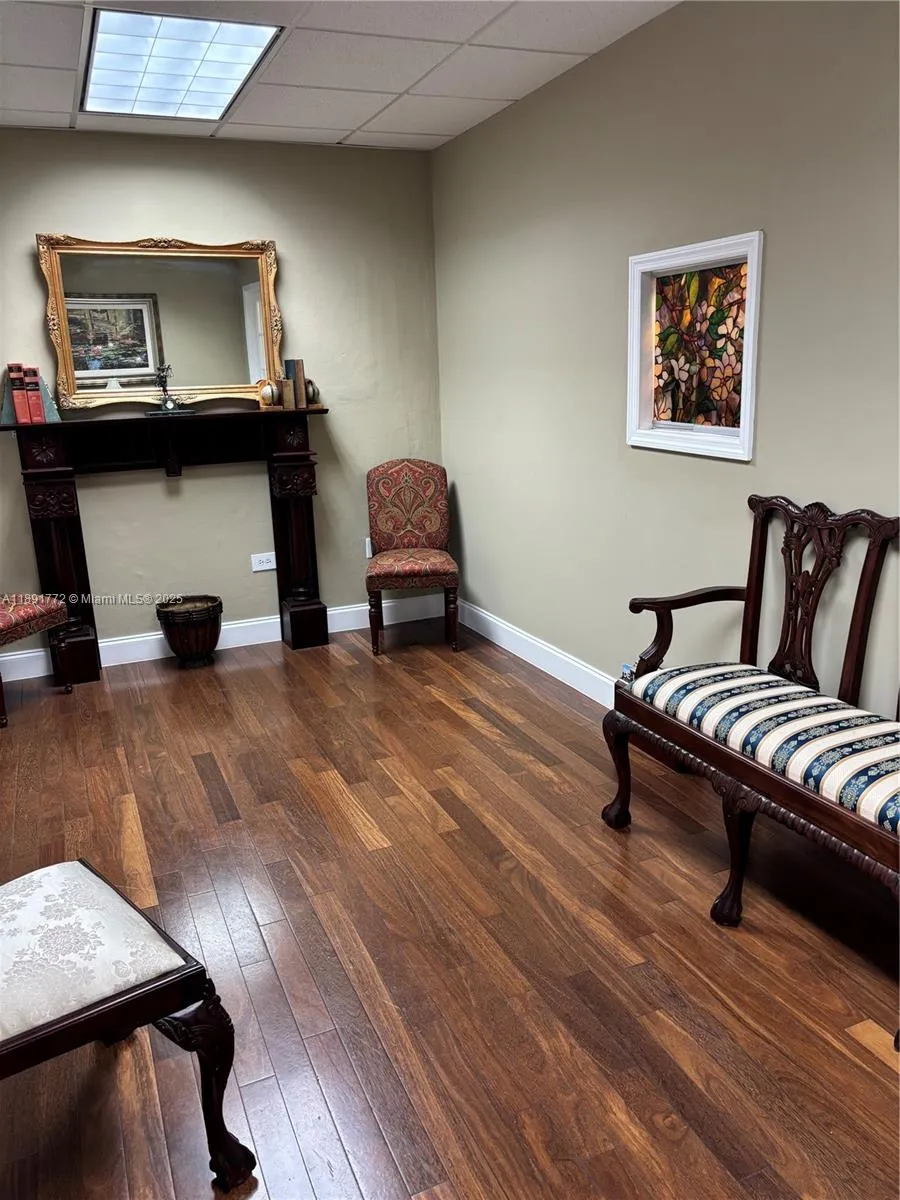 717 Ponce De Leon Blvd 328, Coral Gables, Florida, Coral Gables, Florida 33134, ,Commercial Sale,For Sale,717 Ponce De Leon Blvd 328, Coral Gables, Florida ,A11891772