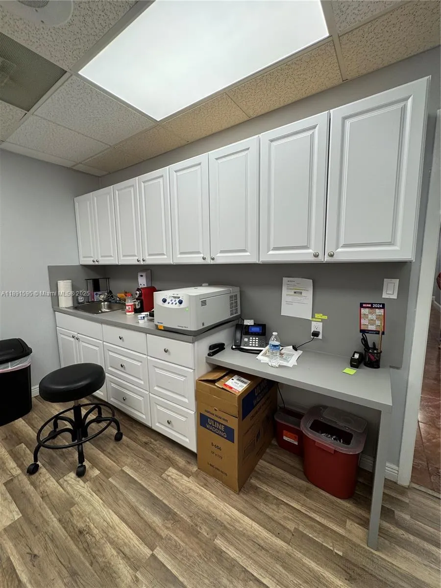 9000 Sw 152nd St, Palmetto Bay, Florida 33157, Palmetto Bay, Florida 33157, ,Commercial Sale,For Sale,9000 Sw 152nd St, Palmetto Bay, Florida 33157,A11891595