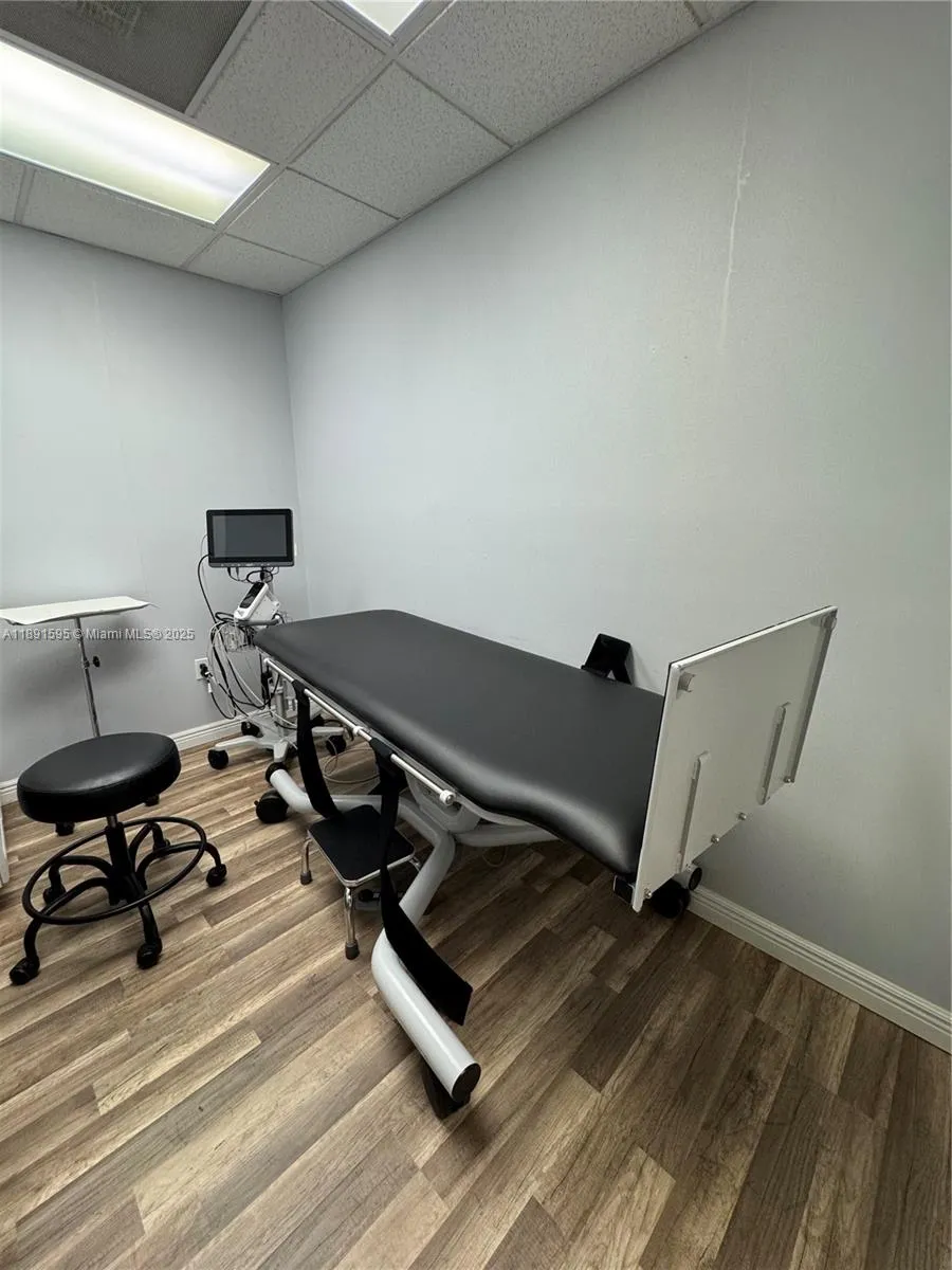 9000 Sw 152nd St, Palmetto Bay, Florida 33157, Palmetto Bay, Florida 33157, ,Commercial Sale,For Sale,9000 Sw 152nd St, Palmetto Bay, Florida 33157,A11891595