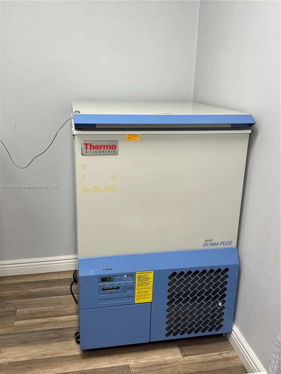 9000 Sw 152nd St, Palmetto Bay, Florida 33157, Palmetto Bay, Florida 33157, ,Commercial Sale,For Sale,9000 Sw 152nd St, Palmetto Bay, Florida 33157,A11891595