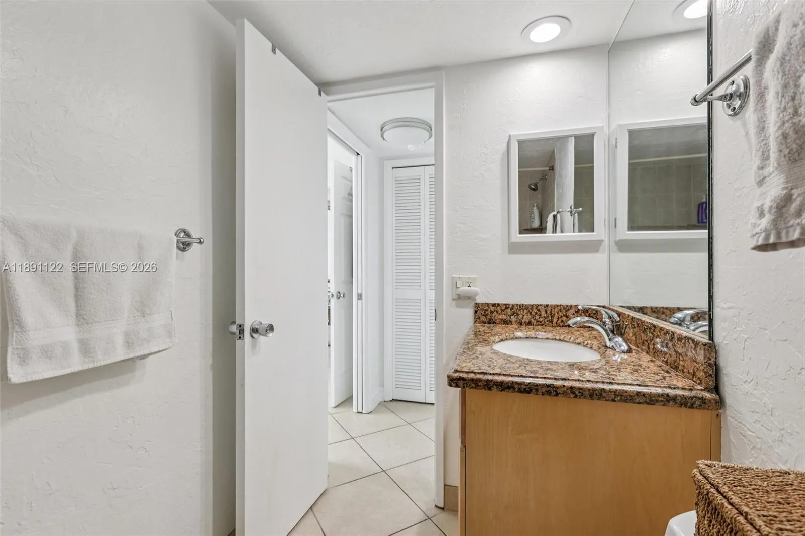 3150 N Course Ln 108, Pompano Beach, Florida 33069, Pompano Beach, Florida 33069, 2 Bedrooms Bedrooms, ,2 BathroomsBathrooms,Residential,For Sale,3150 N Course Ln 108, Pompano Beach, Florida 33069,A11891122