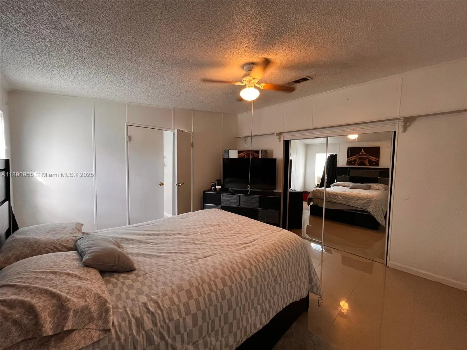 909 Sw 131 Way, Davie, Florida 33325, Davie, Florida 33325, 3 Bedrooms Bedrooms, ,2 BathroomsBathrooms,Residential,For Sale,909 Sw 131 Way, Davie, Florida 33325,A11890955