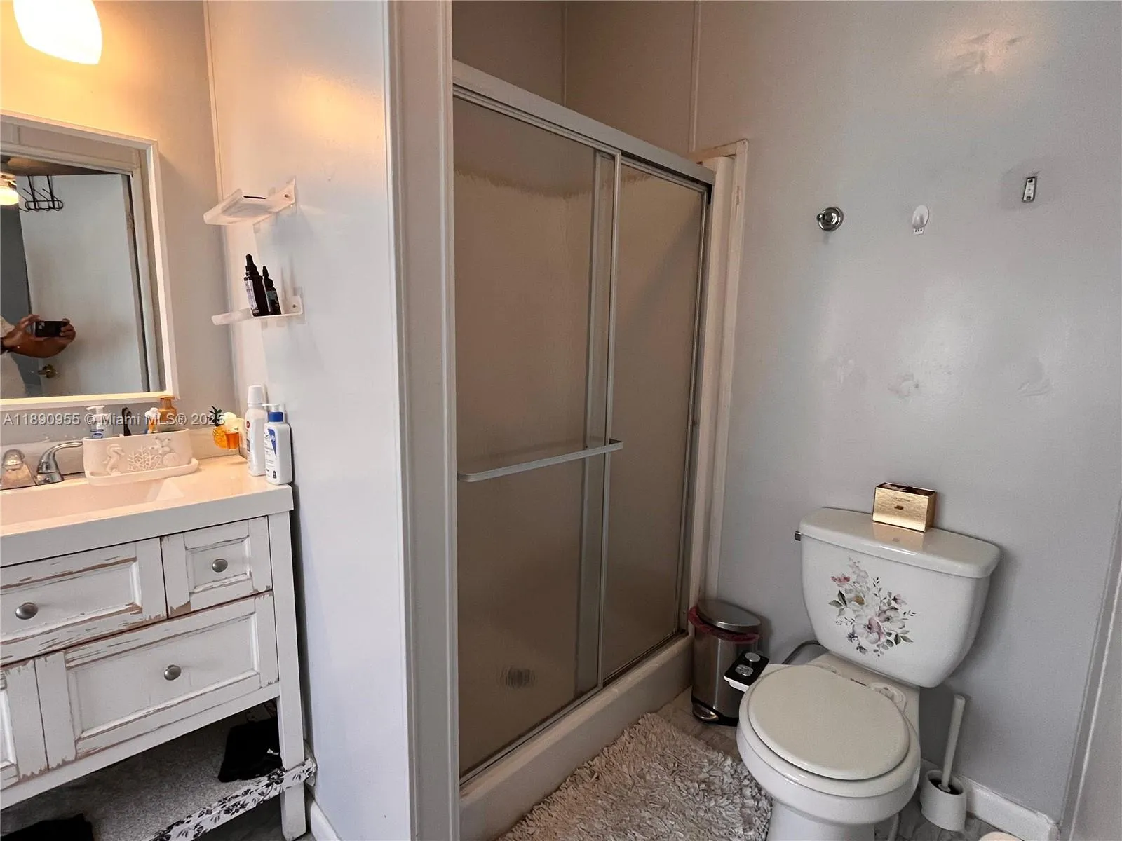 909 Sw 131 Way, Davie, Florida 33325, Davie, Florida 33325, 3 Bedrooms Bedrooms, ,2 BathroomsBathrooms,Residential,For Sale,909 Sw 131 Way, Davie, Florida 33325,A11890955