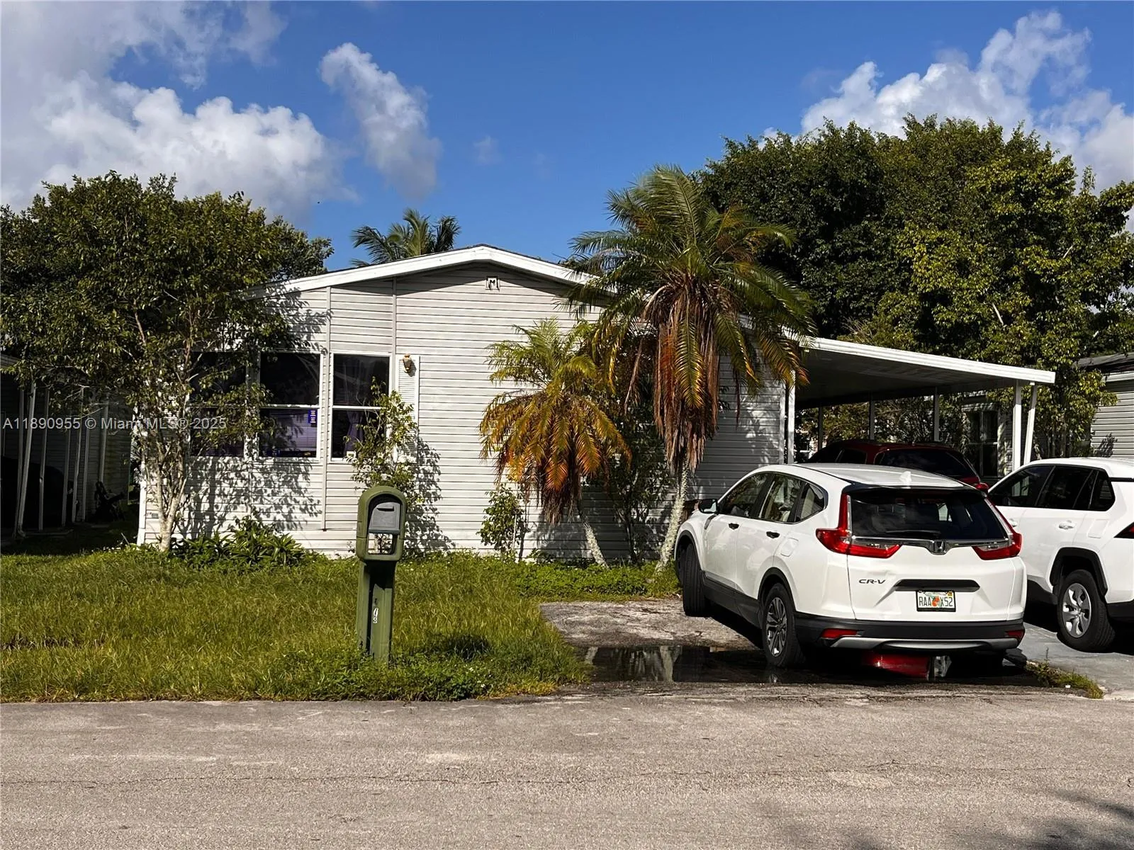 909 Sw 131 Way, Davie, Florida 33325, Davie, Florida 33325, 3 Bedrooms Bedrooms, ,2 BathroomsBathrooms,Residential,For Sale,909 Sw 131 Way, Davie, Florida 33325,A11890955