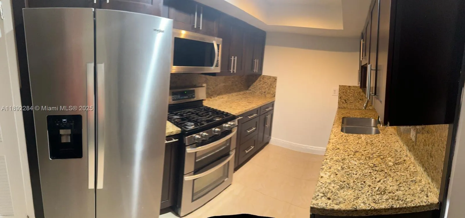 18101 Nw 68th Ave D207, Hialeah, Florida 33015, Hialeah, Florida 33015, 3 Bedrooms Bedrooms, ,2 BathroomsBathrooms,Residential,For Sale,18101 Nw 68th Ave D207, Hialeah, Florida 33015,A11892284