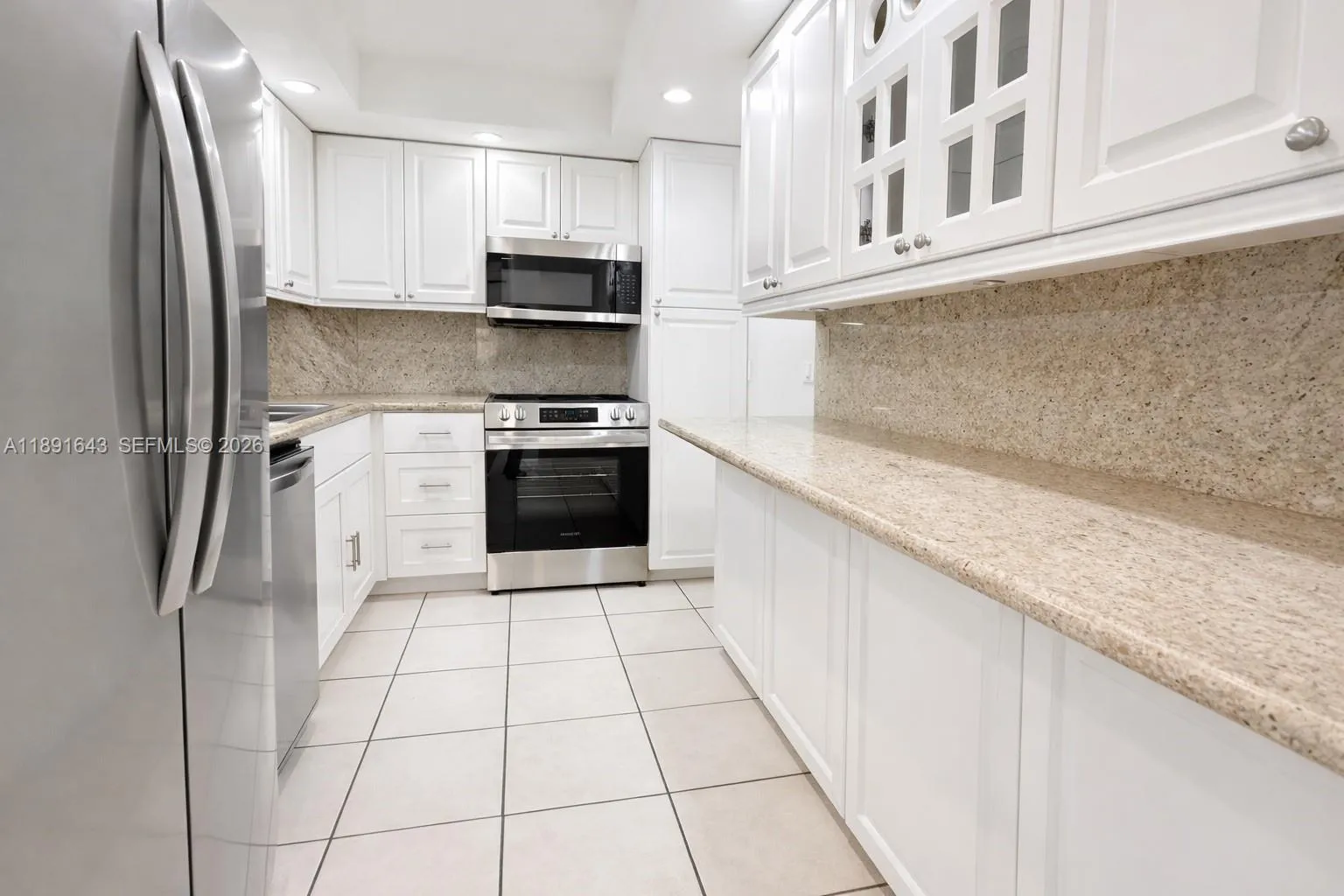 5005 Collins Ave 823, Miami Beach, Florida 33140, Miami Beach, Florida 33140, 1 Bedroom Bedrooms, ,1 BathroomBathrooms,Residential,For Sale,5005 Collins Ave 823, Miami Beach, Florida 33140,A11891643