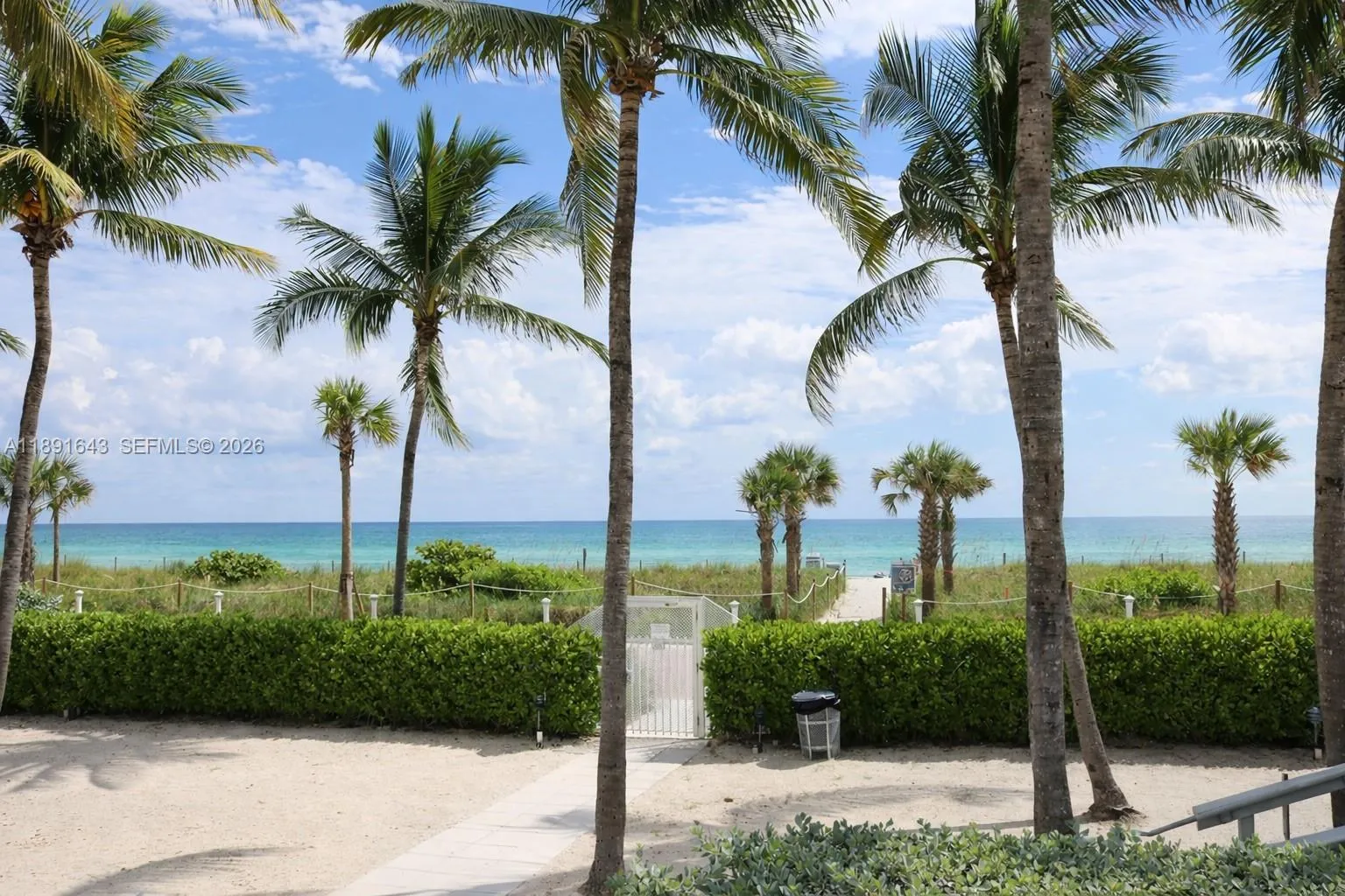 5005 Collins Ave 823, Miami Beach, Florida 33140, Miami Beach, Florida 33140, 1 Bedroom Bedrooms, ,1 BathroomBathrooms,Residential,For Sale,5005 Collins Ave 823, Miami Beach, Florida 33140,A11891643