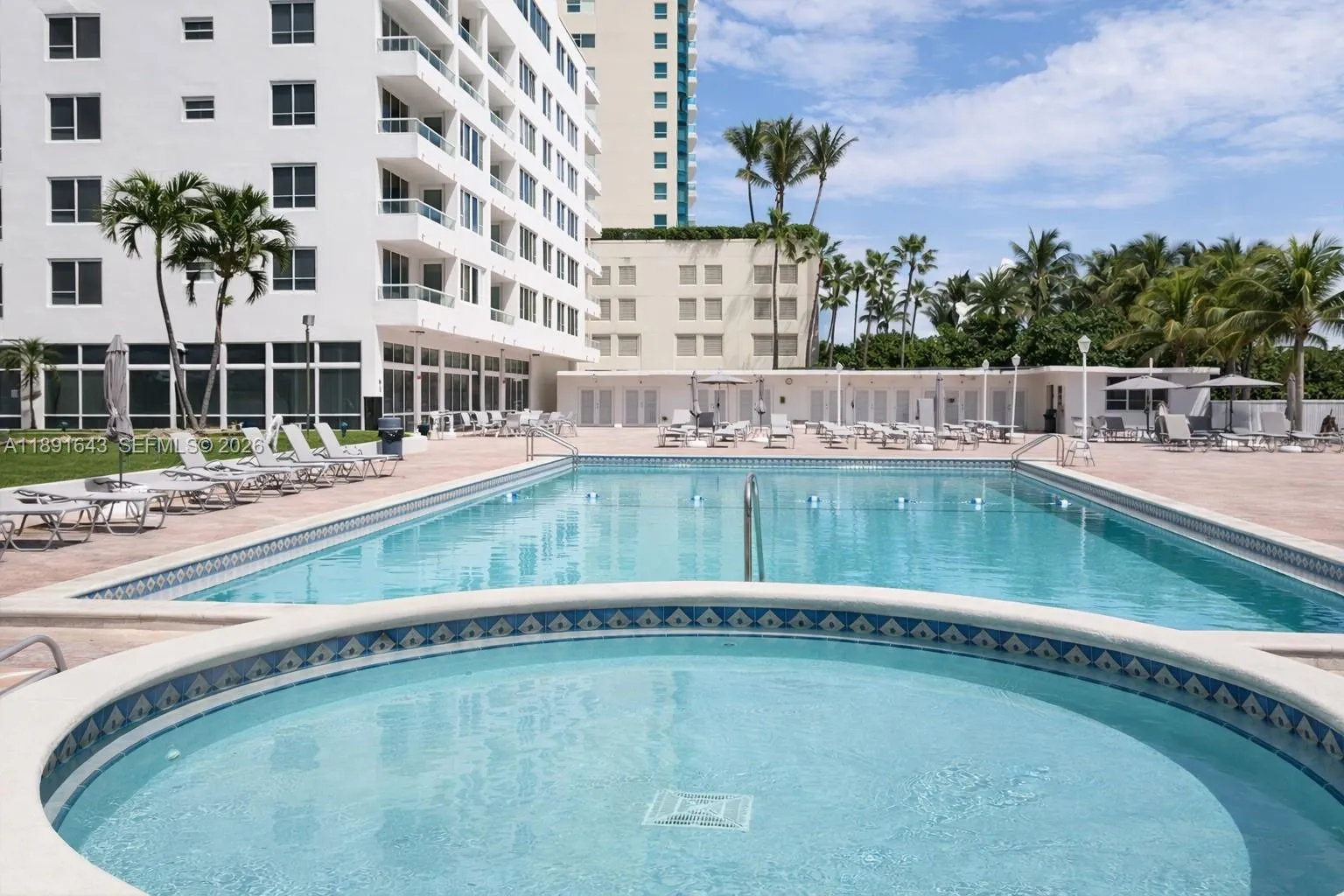 5005 Collins Ave 823, Miami Beach, Florida 33140, Miami Beach, Florida 33140, 1 Bedroom Bedrooms, ,1 BathroomBathrooms,Residential,For Sale,5005 Collins Ave 823, Miami Beach, Florida 33140,A11891643