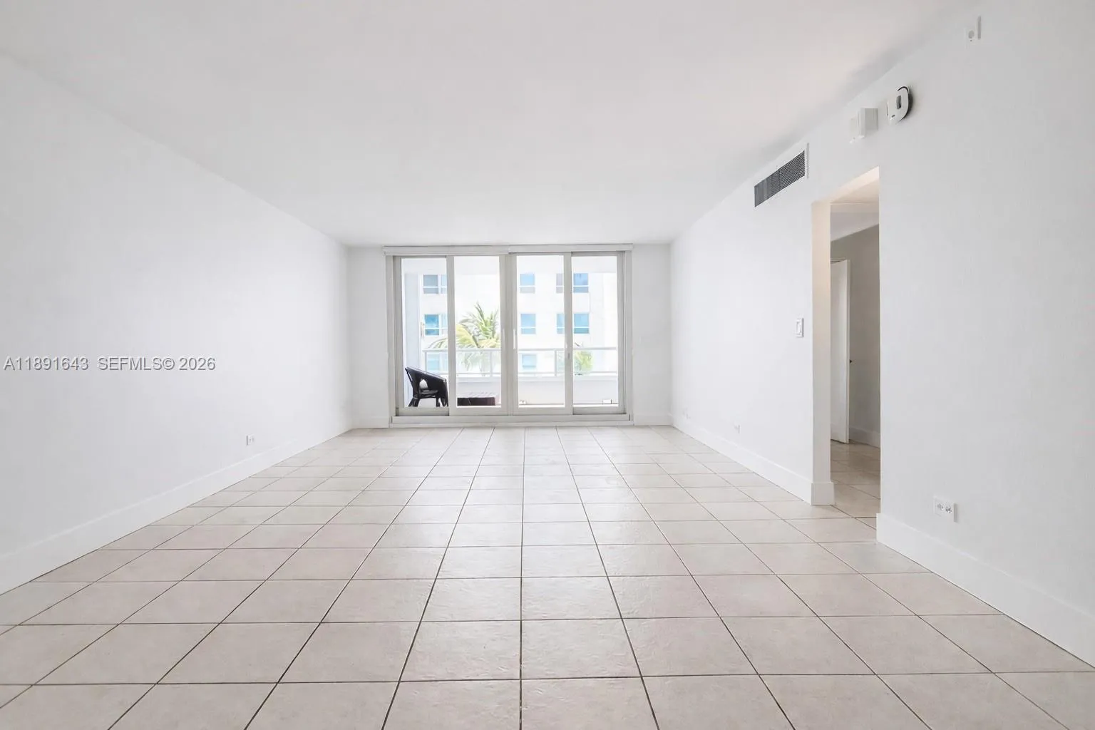 5005 Collins Ave 823, Miami Beach, Florida 33140, Miami Beach, Florida 33140, 1 Bedroom Bedrooms, ,1 BathroomBathrooms,Residential,For Sale,5005 Collins Ave 823, Miami Beach, Florida 33140,A11891643