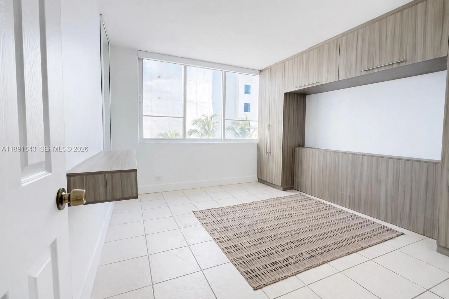 5005 Collins Ave 823, Miami Beach, Florida 33140, Miami Beach, Florida 33140, 1 Bedroom Bedrooms, ,1 BathroomBathrooms,Residential,For Sale,5005 Collins Ave 823, Miami Beach, Florida 33140,A11891643