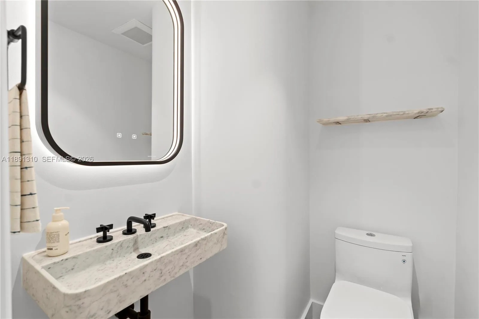 3350 Sw 27 Av 1503, Coconut Grove, Florida 33133, Coconut Grove, Florida 33133, 1 Bedroom Bedrooms, ,1 BathroomBathrooms,Residential,For Sale,3350 Sw 27 Av 1503, Coconut Grove, Florida 33133,A11891310