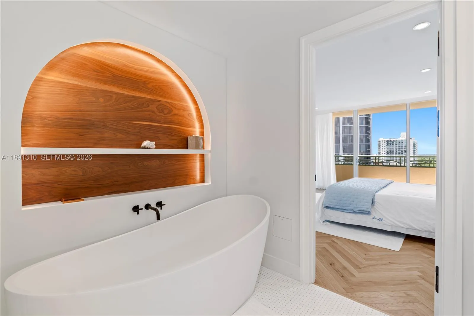 3350 Sw 27 Av 1503, Coconut Grove, Florida 33133, Coconut Grove, Florida 33133, 1 Bedroom Bedrooms, ,1 BathroomBathrooms,Residential,For Sale,3350 Sw 27 Av 1503, Coconut Grove, Florida 33133,A11891310