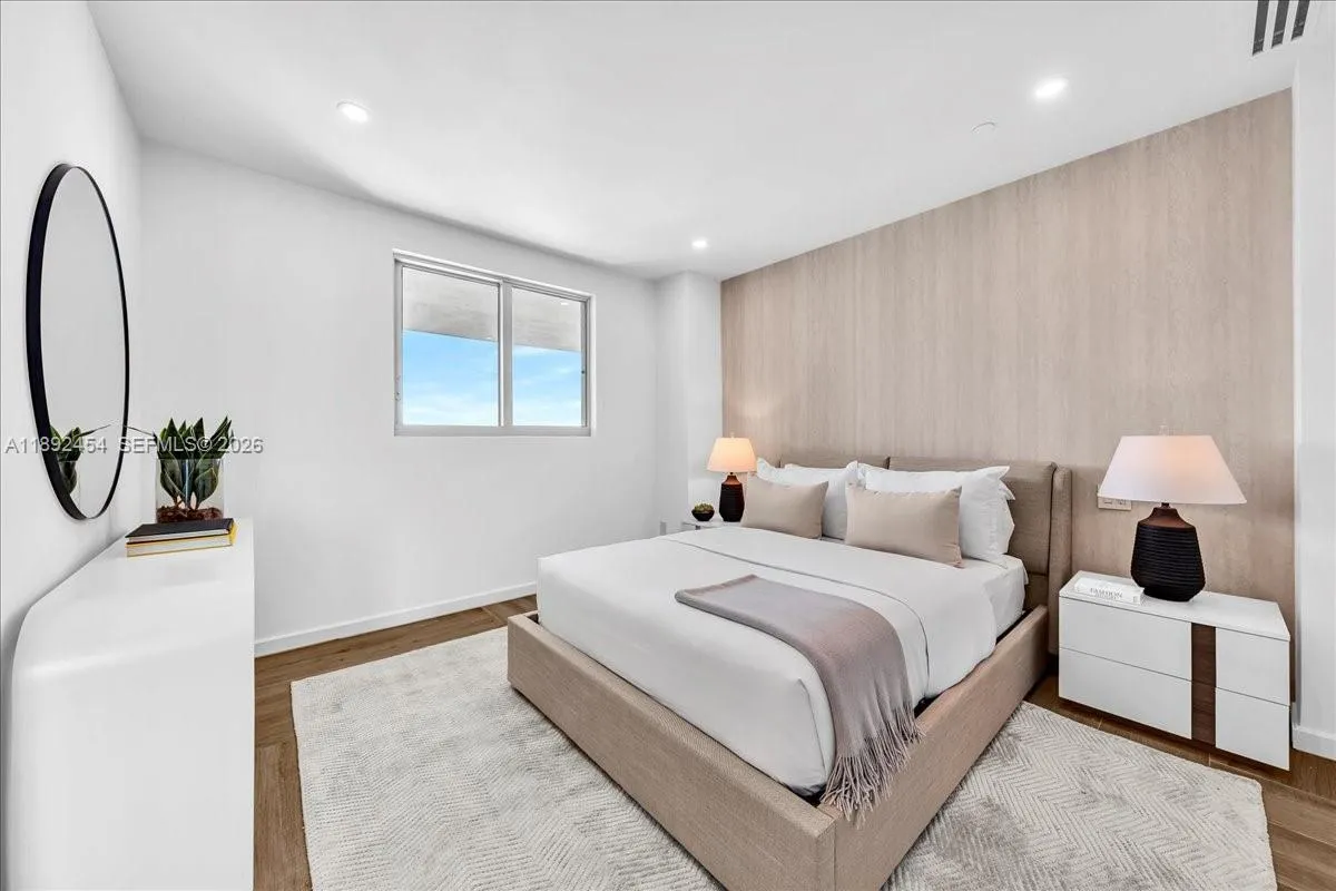 888 Biscayne Blvd Ph 5704, Miami, Florida 33132, Miami, Florida 33132, 3 Bedrooms Bedrooms, ,3 BathroomsBathrooms,Residential,For Sale,888 Biscayne Blvd Ph 5704, Miami, Florida 33132,A11892454