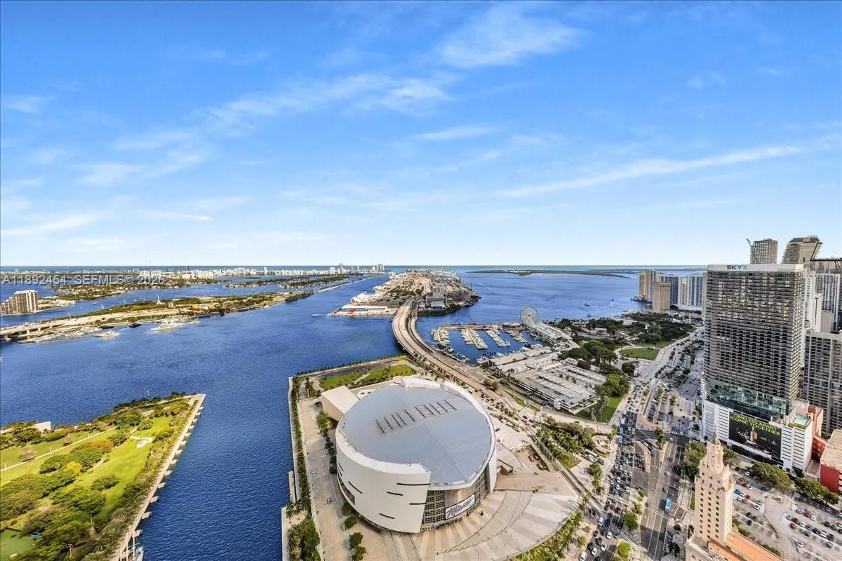 888 Biscayne Blvd Ph 5704, Miami, Florida 33132, Miami, Florida 33132, 3 Bedrooms Bedrooms, ,3 BathroomsBathrooms,Residential,For Sale,888 Biscayne Blvd Ph 5704, Miami, Florida 33132,A11892454