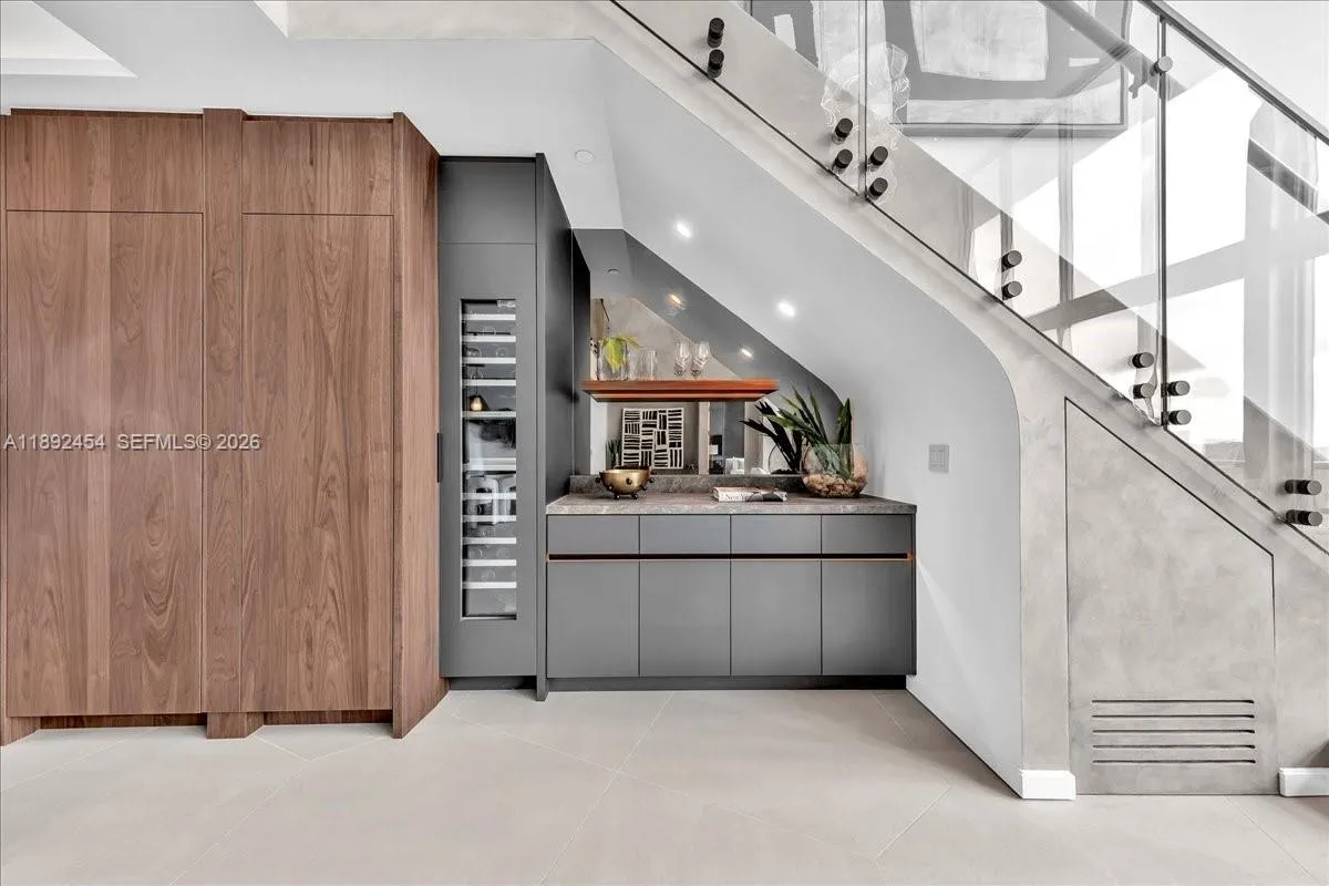 888 Biscayne Blvd Ph 5704, Miami, Florida 33132, Miami, Florida 33132, 3 Bedrooms Bedrooms, ,3 BathroomsBathrooms,Residential,For Sale,888 Biscayne Blvd Ph 5704, Miami, Florida 33132,A11892454