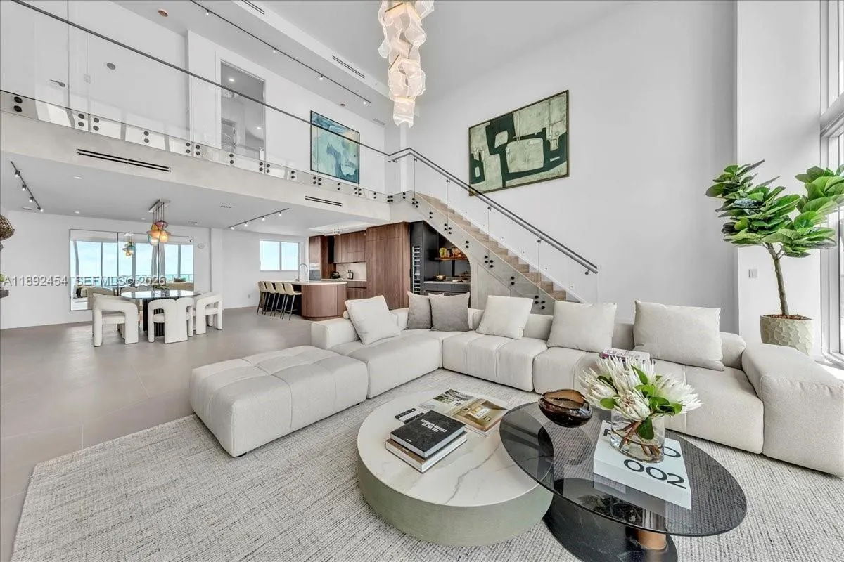 888 Biscayne Blvd Ph 5704, Miami, Florida 33132, Miami, Florida 33132, 3 Bedrooms Bedrooms, ,3 BathroomsBathrooms,Residential,For Sale,888 Biscayne Blvd Ph 5704, Miami, Florida 33132,A11892454