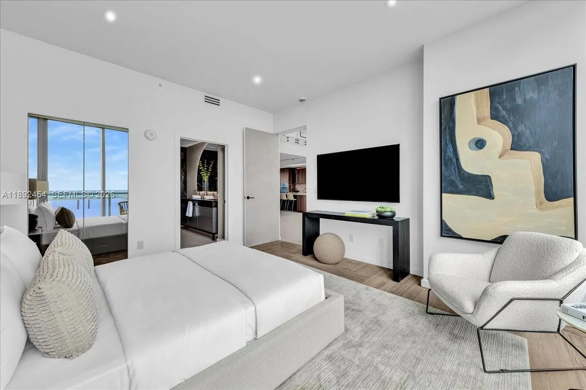 888 Biscayne Blvd Ph 5704, Miami, Florida 33132, Miami, Florida 33132, 3 Bedrooms Bedrooms, ,3 BathroomsBathrooms,Residential,For Sale,888 Biscayne Blvd Ph 5704, Miami, Florida 33132,A11892454