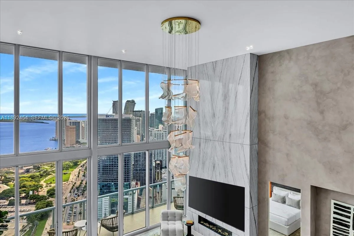 888 Biscayne Blvd Ph 5704, Miami, Florida 33132, Miami, Florida 33132, 3 Bedrooms Bedrooms, ,3 BathroomsBathrooms,Residential,For Sale,888 Biscayne Blvd Ph 5704, Miami, Florida 33132,A11892454