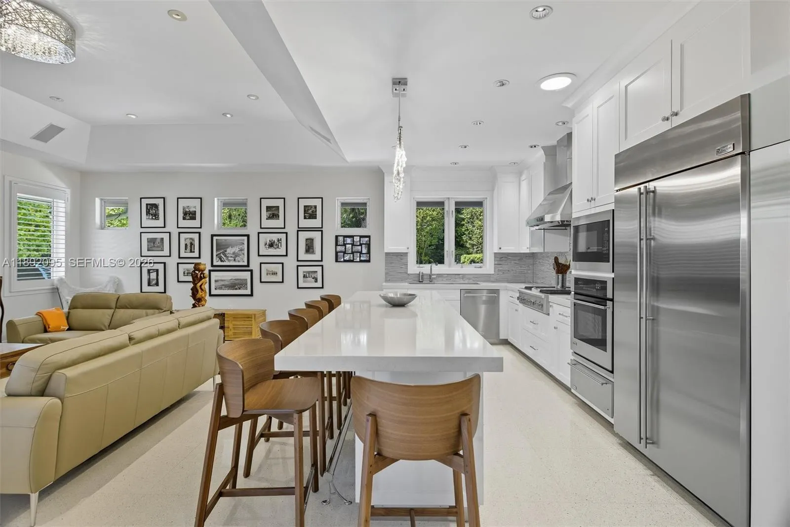 5800 Sw 99th Ter, Pinecrest, Florida 33156, Pinecrest, Florida 33156, 5 Bedrooms Bedrooms, ,3 BathroomsBathrooms,Residential,For Sale,5800 Sw 99th Ter, Pinecrest, Florida 33156,A11892095