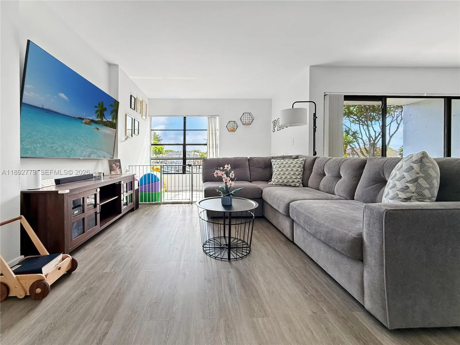 6300 Sw 138th Ct 205, Miami, Florida 33183, Miami, Florida 33183, 3 Bedrooms Bedrooms, ,2 BathroomsBathrooms,Residential,For Sale,6300 Sw 138th Ct 205, Miami, Florida 33183,A11892779