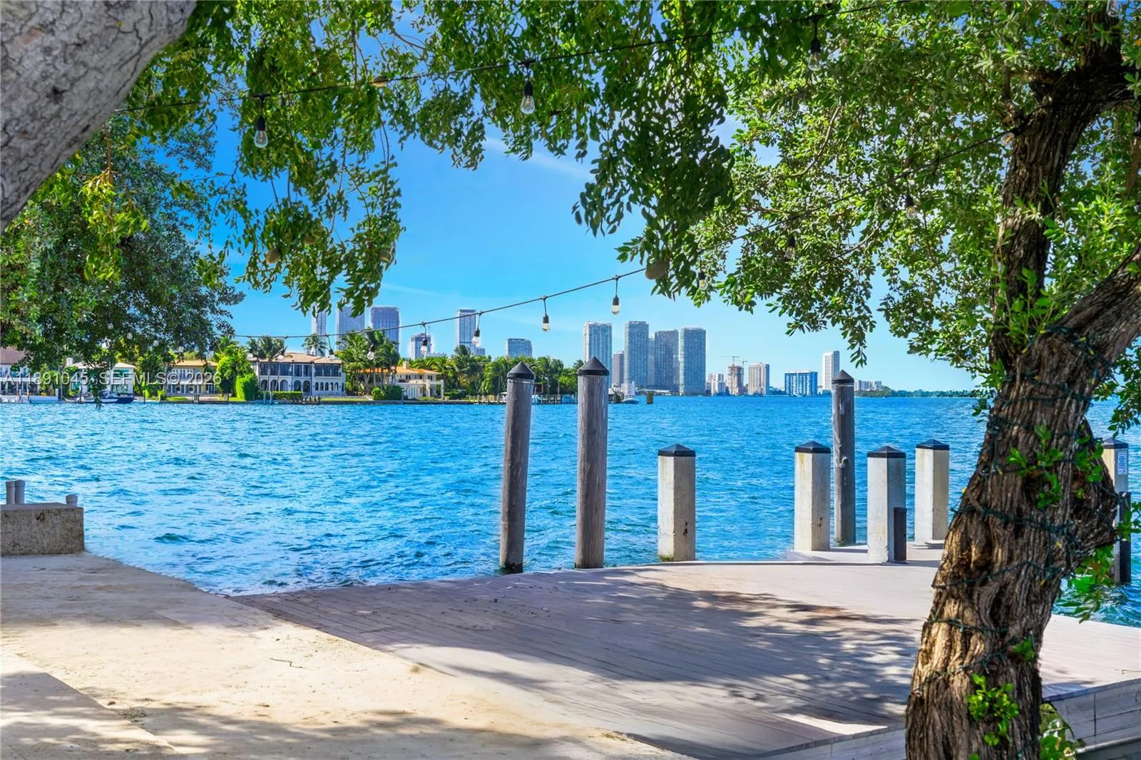 444 W Rivo Alto Dr, Miami Beach, Florida 33139, Miami Beach, Florida 33139, 5 Bedrooms Bedrooms, ,5 BathroomsBathrooms,Residential,For Sale,444 W Rivo Alto Dr, Miami Beach, Florida 33139,A11891045