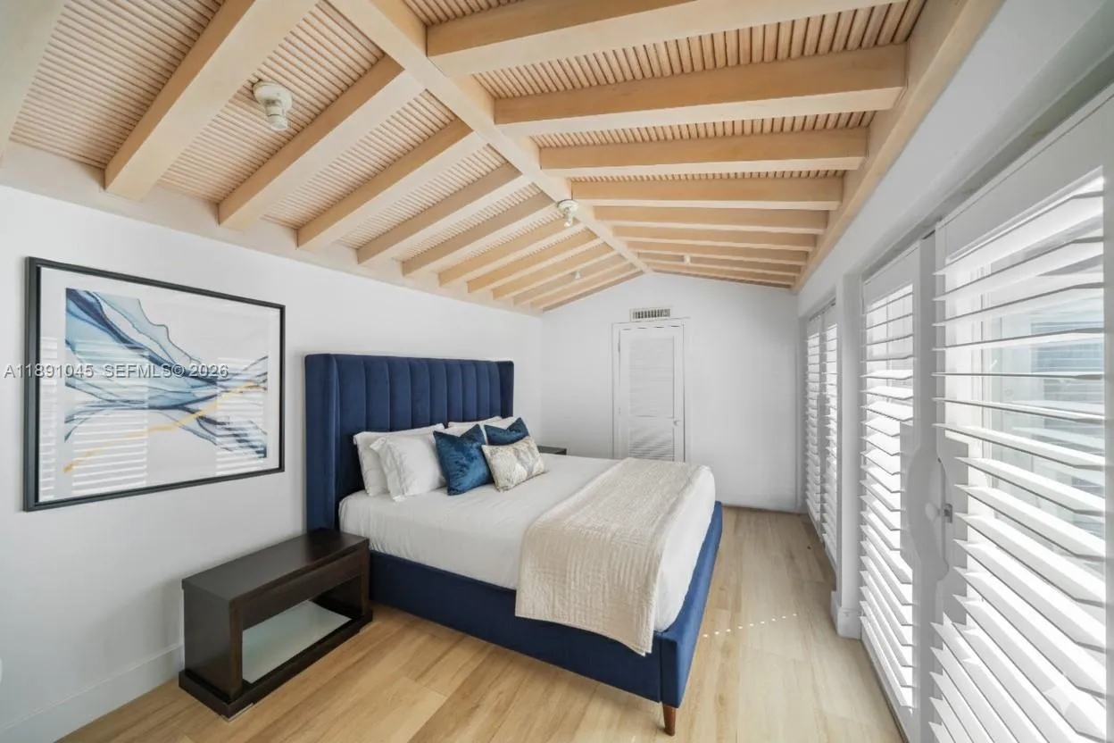 444 W Rivo Alto Dr, Miami Beach, Florida 33139, Miami Beach, Florida 33139, 5 Bedrooms Bedrooms, ,5 BathroomsBathrooms,Residential,For Sale,444 W Rivo Alto Dr, Miami Beach, Florida 33139,A11891045