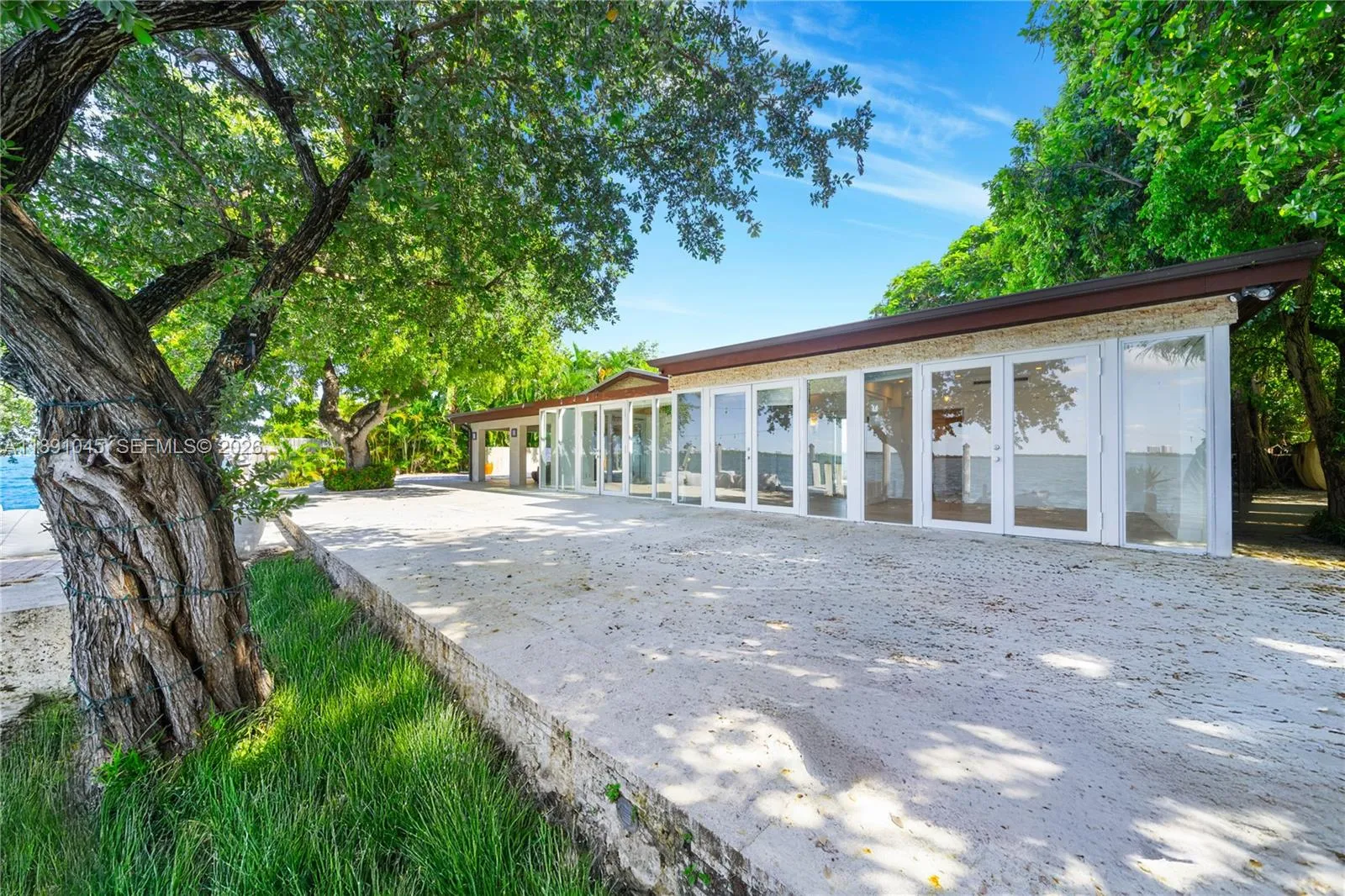 444 W Rivo Alto Dr, Miami Beach, Florida 33139, Miami Beach, Florida 33139, 5 Bedrooms Bedrooms, ,5 BathroomsBathrooms,Residential,For Sale,444 W Rivo Alto Dr, Miami Beach, Florida 33139,A11891045