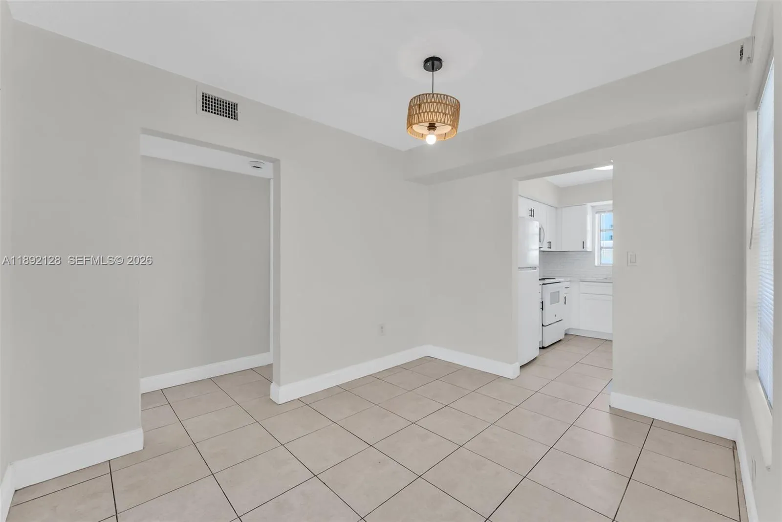 7330 Sw 82nd St B218, Miami, Florida 33143, Miami, Florida 33143, 2 Bedrooms Bedrooms, ,2 BathroomsBathrooms,Residential,For Sale,7330 Sw 82nd St B218, Miami, Florida 33143,A11892128