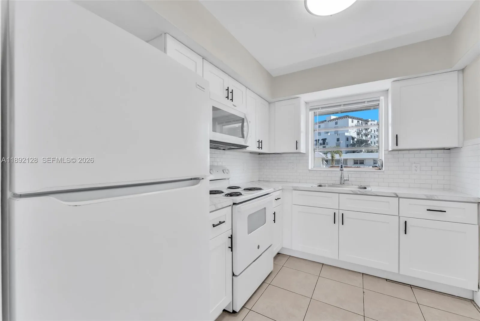 7330 Sw 82nd St B218, Miami, Florida 33143, Miami, Florida 33143, 2 Bedrooms Bedrooms, ,2 BathroomsBathrooms,Residential,For Sale,7330 Sw 82nd St B218, Miami, Florida 33143,A11892128
